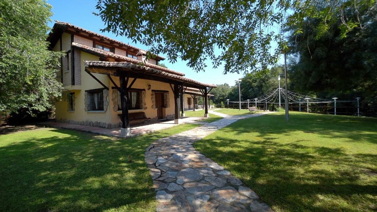 Esencia De Gredos Guest House Ramacastanas Eksteriør bilde