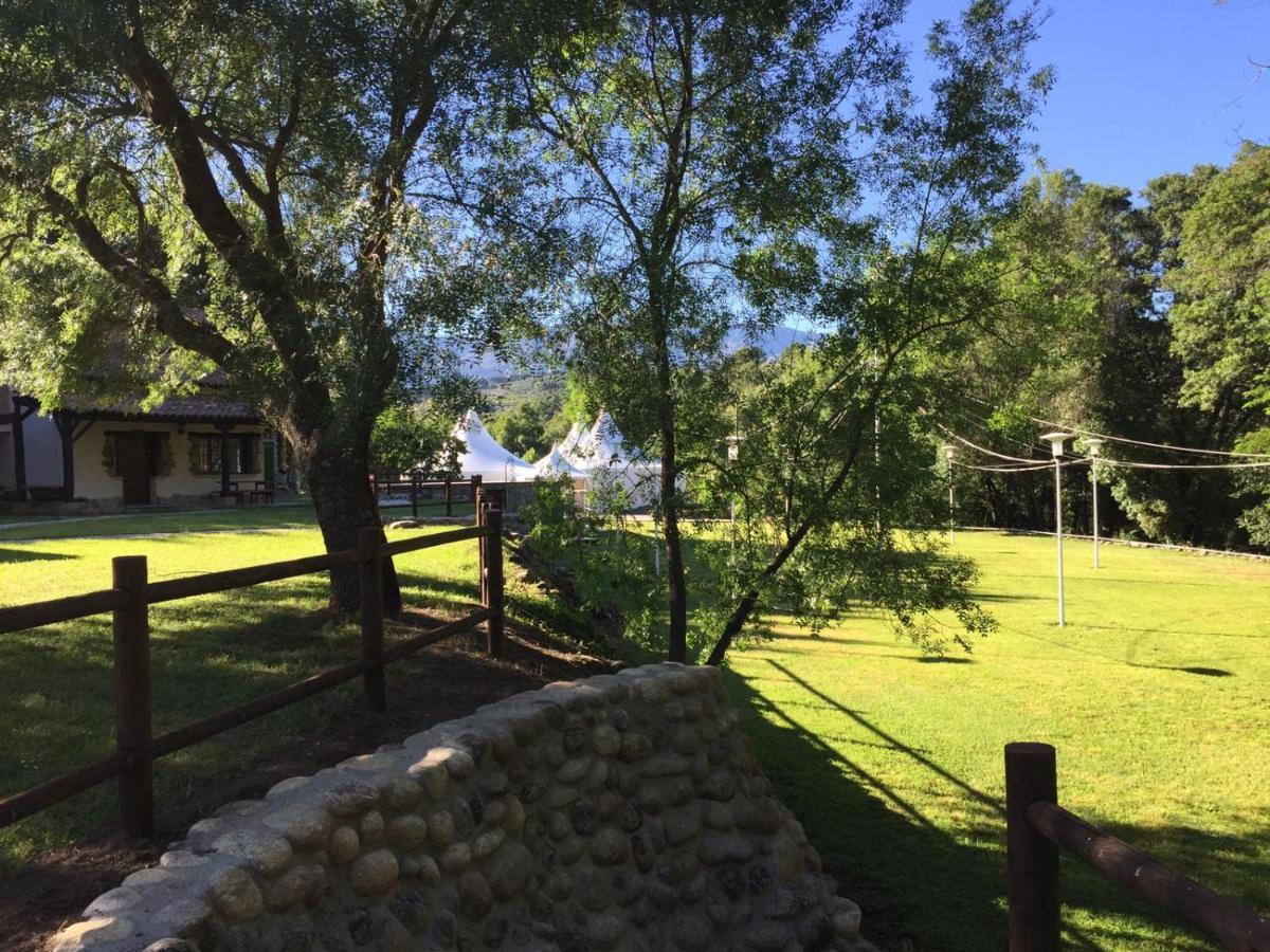 Esencia De Gredos Guest House Ramacastanas Eksteriør bilde